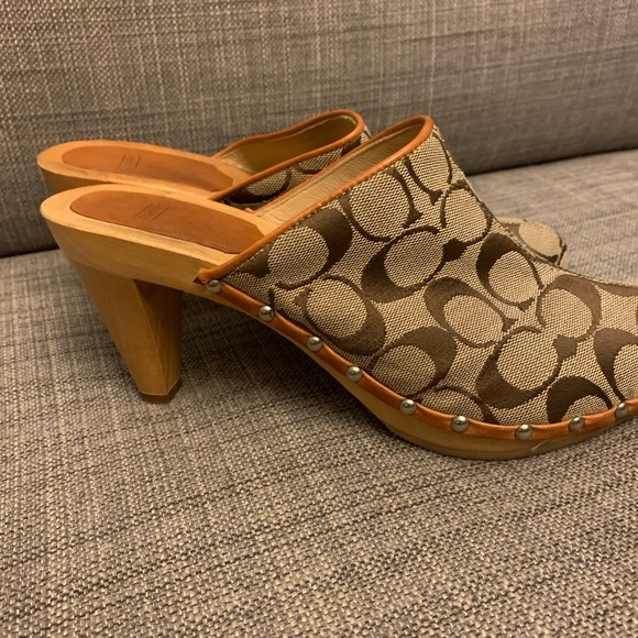 Coach Shoes wooden and leather - Picture 3 of 8